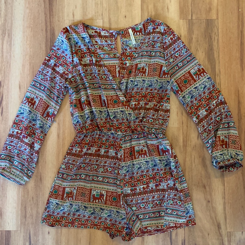 Long sleeve Patterned Romper